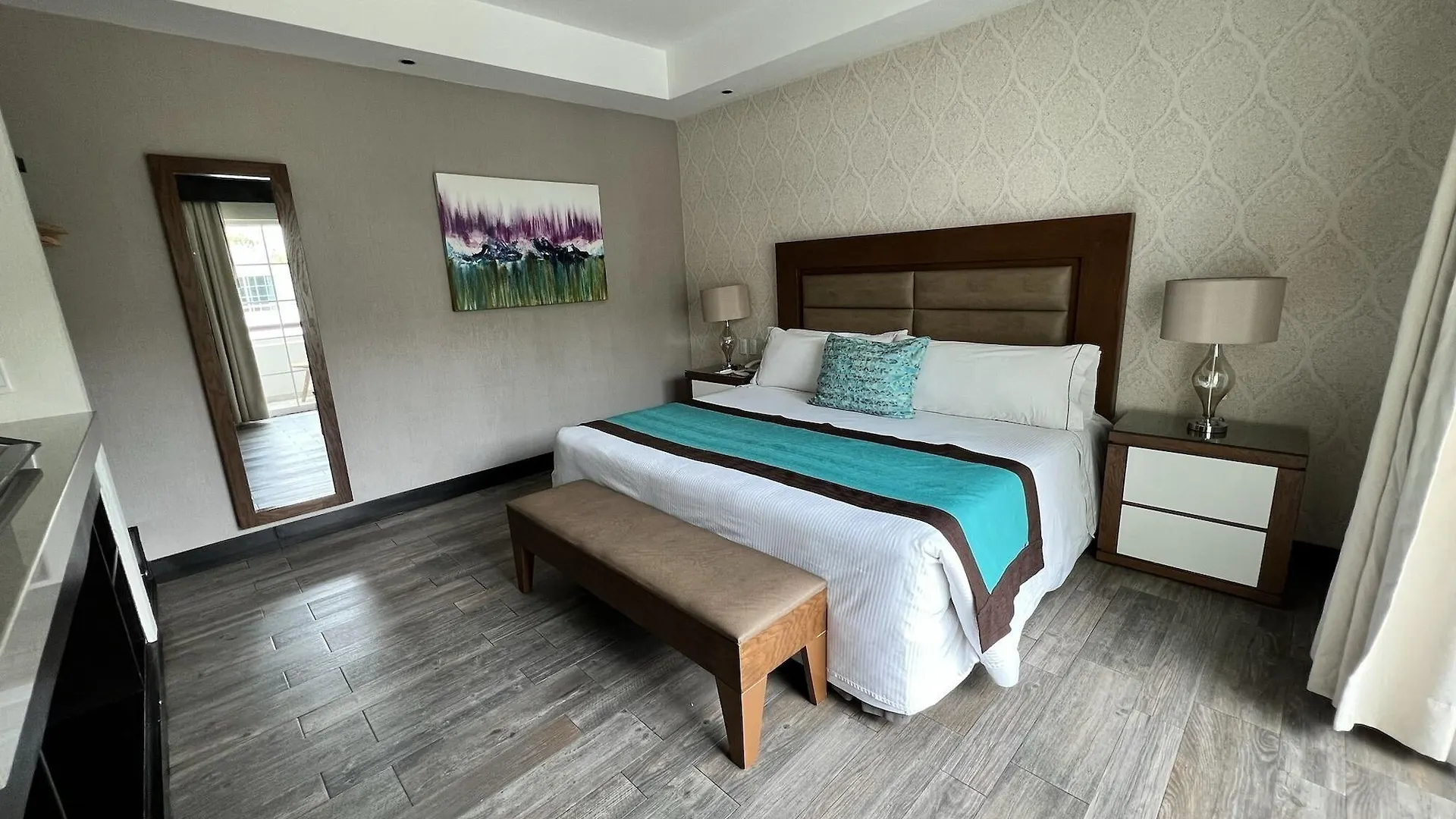 Aurea Hotel And Suites Zapopan